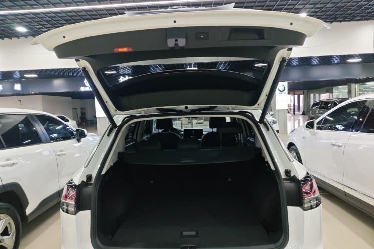 Used Volkswagen Tayron 2023 330TSI Two-Wheel-Drive R-Line High-Energy Version Trunk