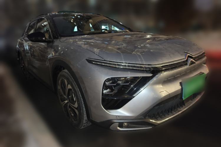 Used Citroen C5 X 2022 1.6T Flagship Extraordinary Edition – Year of the Tiger New Beginnings Version Front Right 45 Deg