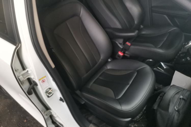 Used ORA iQ 2018 High-Range Version Smart Connectivity Model
