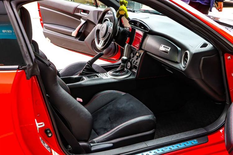 Used Toyota 86 2013 2.0L Automatic Luxury Version
