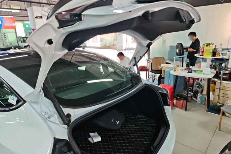 Used Tesla Model 3 2021 Performance High-Performance All-Wheel-Drive Version 3D6 Trunk