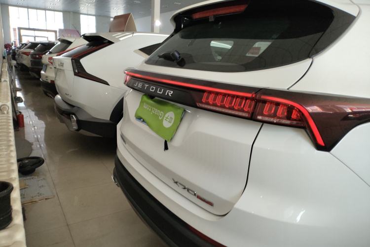 Used JETOUR X70 PLUS 2023 1.6T DCT Stronger 5-Seater
