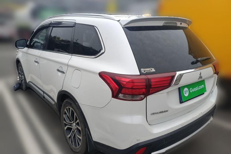 Used Mitsubishi Outlander 2016 2.4L 4x4 Elite Edition 5 Seats