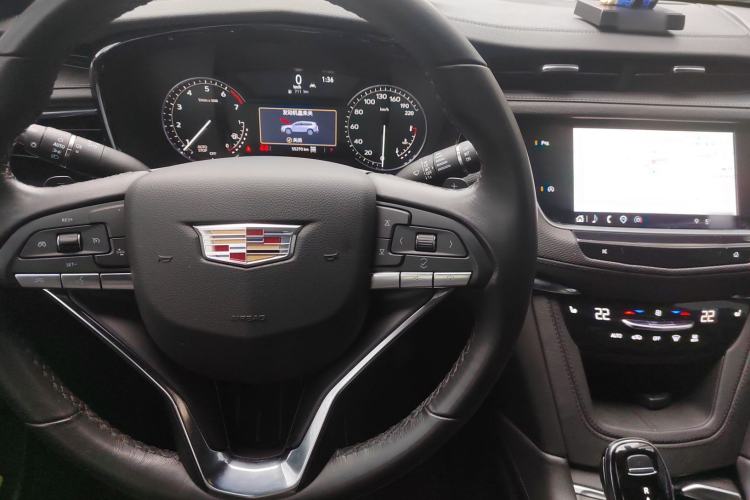 Used Cadillac XT6 2022 2.0T Six-Seater Four-Wheel-Drive Luxury Version