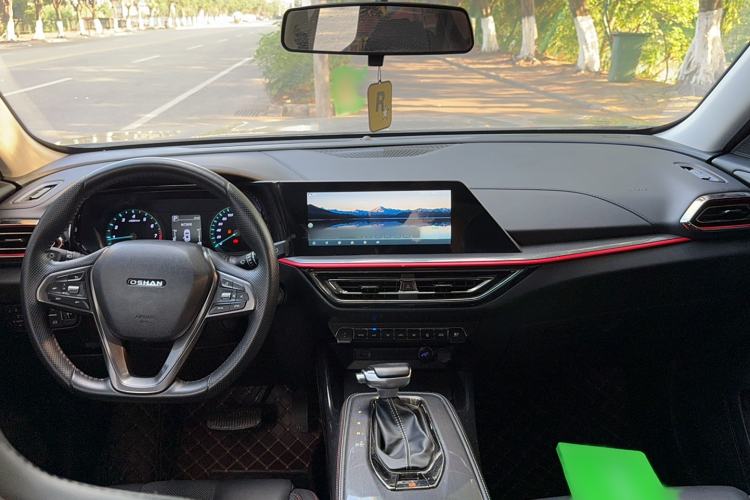 Used Oshan X5 2021 Revised Version 1.5T DCT Luxury Edition
