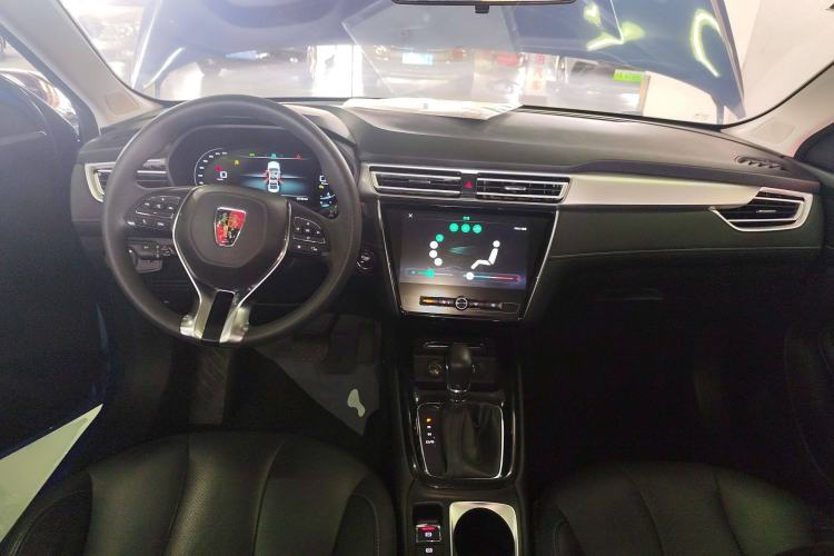 Used Roewe i5 2019 GL 20T Automatic 4G Connected & Ultra-Cool Play Edition