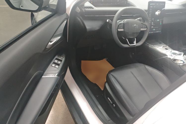 Used CHANGAN NEVO A05 2025 Truly Delicious Edition 70 – Beyond Excellence Driver Seat