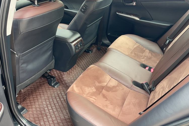 Used Toyota Camry 2016 2.5G 10th Anniversary Deluxe Navigation Edition Interior 4