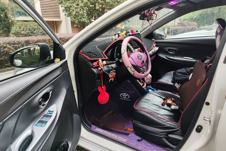 Used Toyota YARiS L Zhi Xuan 2015 1.5E Automatic Charm Edition