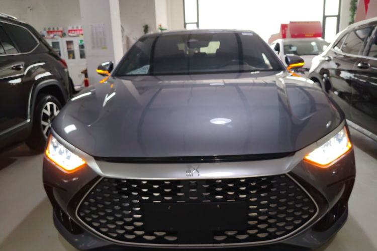 Used BYD Han 2022 DM-i 121KM Prestige Model
