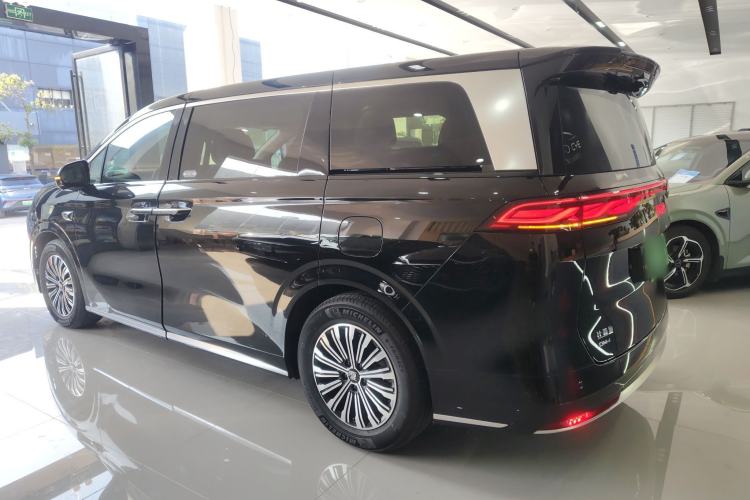 Used BYD Xia 2025 DM-i 1.5T 180km Beyond Edition