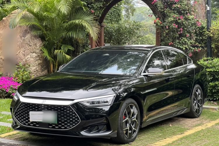 Used BYD Han 2022 DM-i 242km Flagship Model