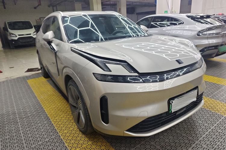 Used Lynk & Co 08 EM-P 2023 120km Long-Range Halo
