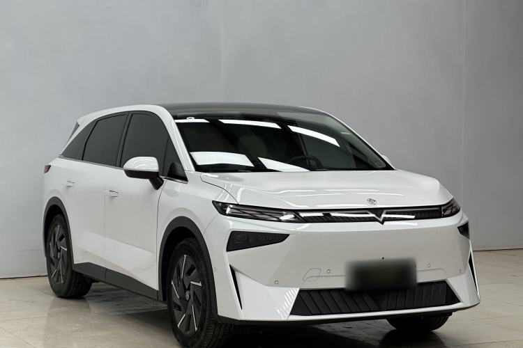 Used Venucia VX6 2023 520 Max
