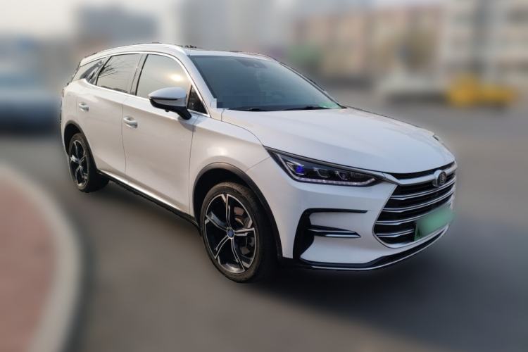 Used BYD Tang New Energy 2021 DM 2.0T Four-Wheel Drive Performance Edition Prestige Model Front Right 45 Deg