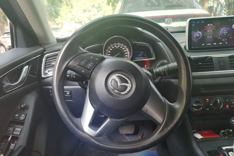 Used Mazda Mazda 3 Axela 2016 Sedan 1.5L Automatic Comfort Model
