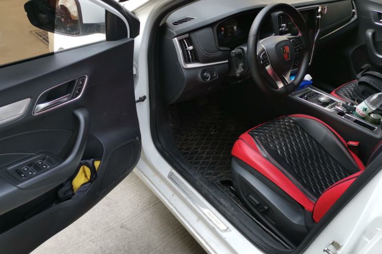 Used Roewe i6 New Energy 2017 45T Hybrid Connective Smart Luxury Edition Driver Seat