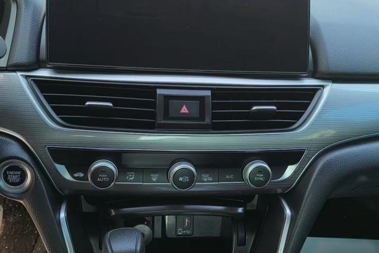 Used Honda Accord 2022 260TURBO Luxury Edition Audio And AC Panel