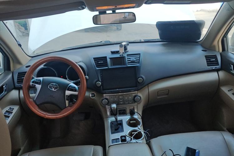 Used Toyota Highlander 2013 2.7L Two-Wheel Drive 7-Seater Zijin Edition