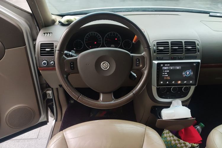 Used Buick GL8 2011 2.4L LT Executive Edition