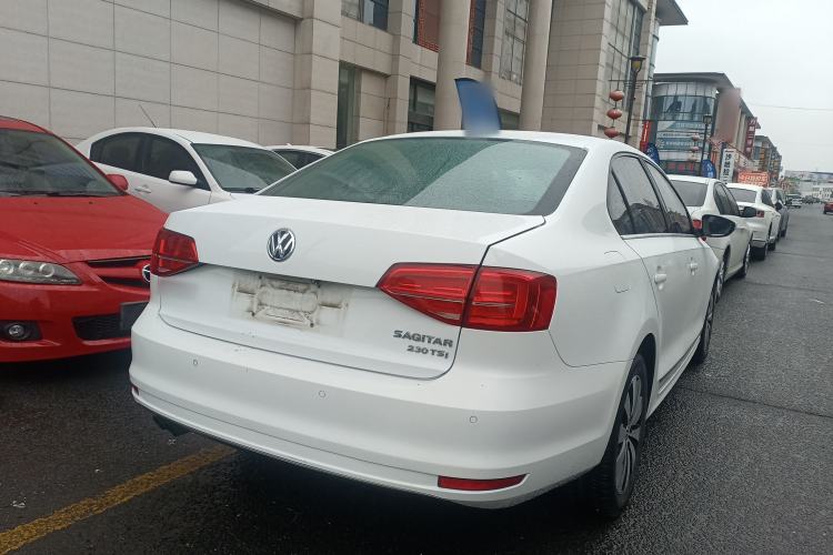 Used Volkswagen Sagitar 2017 230TSI Automatic Comfort Version