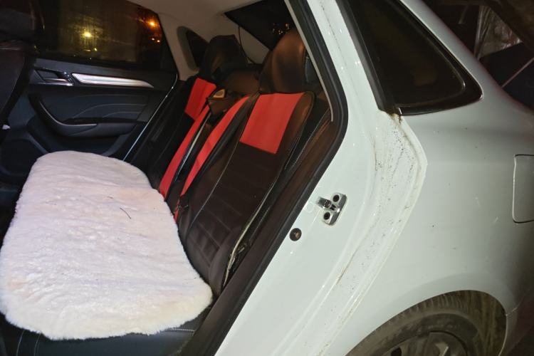 Used Roewe i6 2020 PLUS 1.6L CVT 4G Connected Glory Flagship Edition
