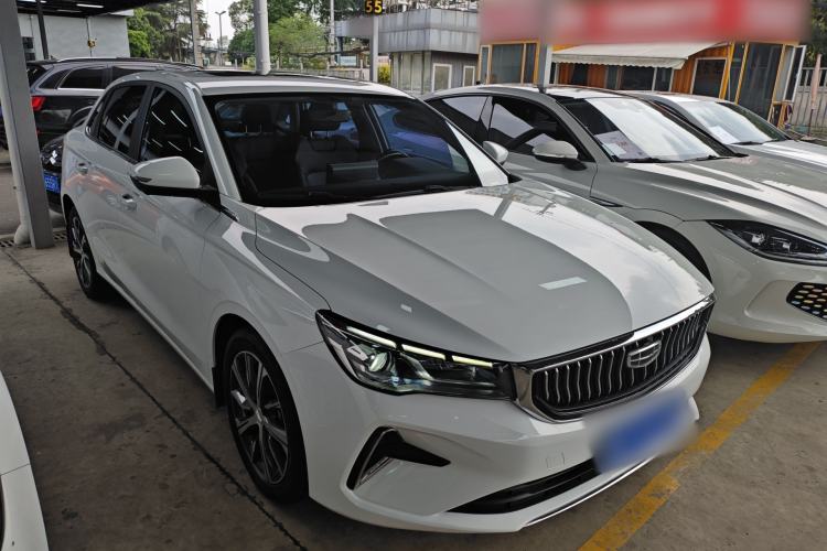 Used Geely Auto Emgrand 2022 4th Generation 1.5L CVT Luxury Model Front Right 45 Deg