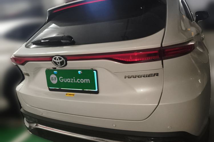 Used Toyota Harrier 2023 2.0L CVT Two-Wheel Drive Deluxe Edition