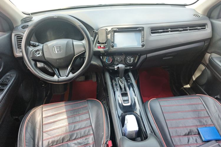 Used Honda Vezel 2015 1.5L CVT two-wheel drive Comfort trim Center Console