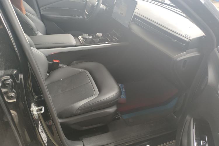 Used Wuling Xingguang 2023 150 Advanced Edition Right Front Seat