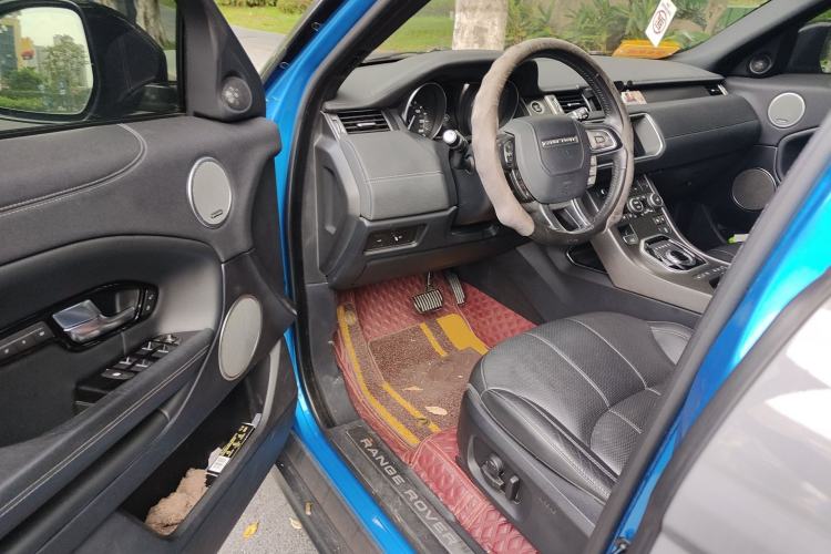 Used Land Rover Range Evoque 2018 240 PS Dream Lotus Lake Blue Limited Edition Driver Seat