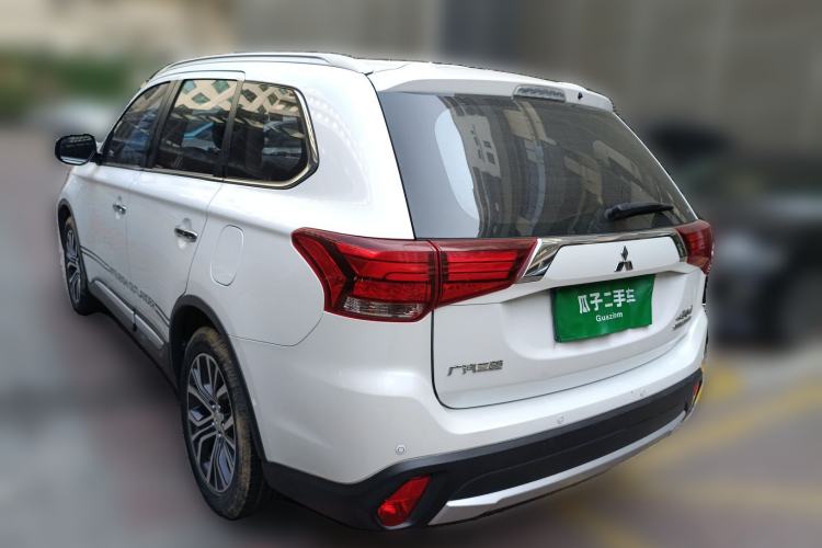 Used Mitsubishi Outlander 2016 2.4L 4x4 Elite Edition 5 Seats
