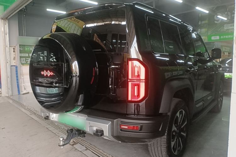 Used Formula Leopard 5 2023 Navigator Edition Rear Right 45 Deg