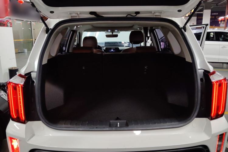 Used Kia Sportage R 2021 Ace 2.0L Splendid Edition Trunk