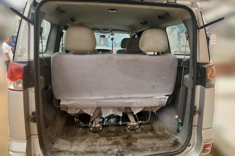 Used Dongfeng Shuaike 2011 1.6L Manual Practical 7-Seater