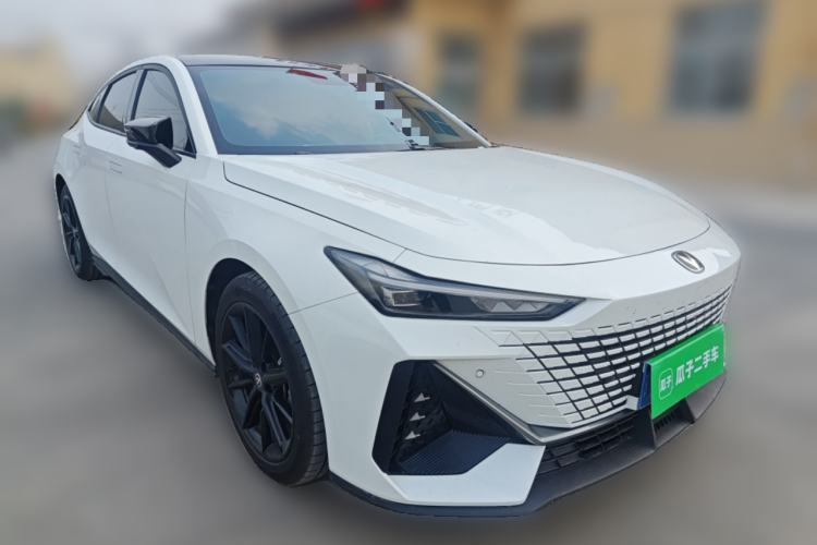 Used Changan UNI-V 2022 1.5T Prestige Version