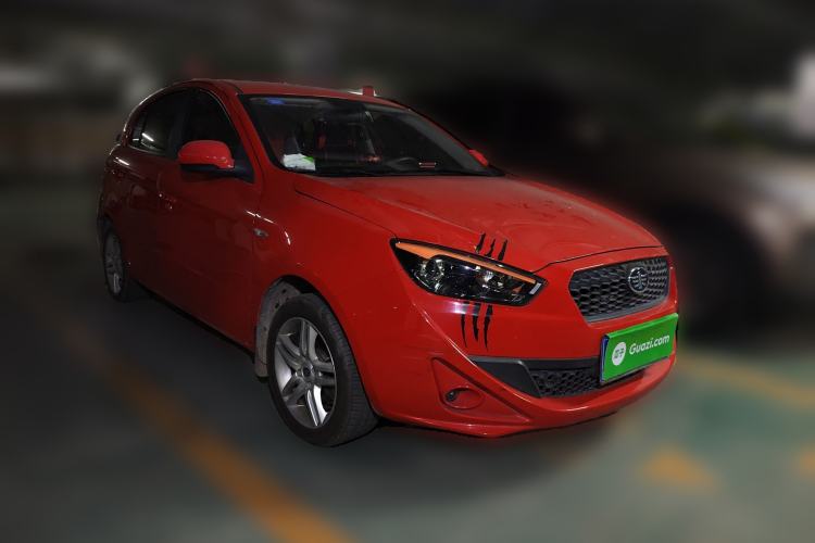 Used Oley 2014 Hatchback 1.5L Manual Comfort Model Front Right 45 Deg