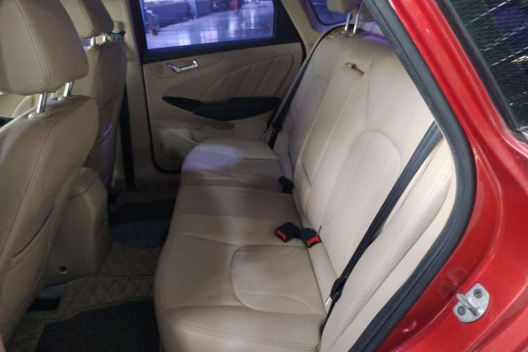 Used Chery Arrizo 7 2015 1.6L Manual ZhiShang Edition
