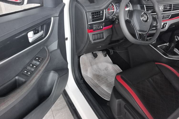 Used FORTHING T5 2021 1.6L Manual Comfort Model
