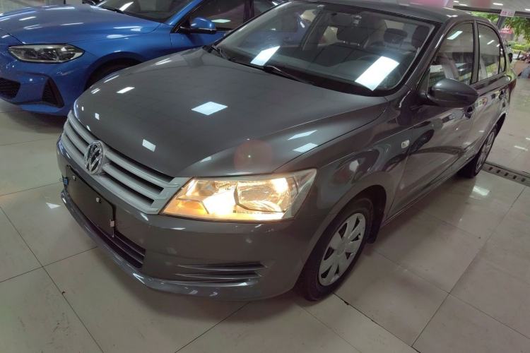 Used Volkswagen Santana 2013 1.6L Automatic Fashion Edition