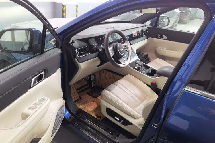 Used Li Auto ONE 2020 Extended-Range 6-Seater Version Driver Seat