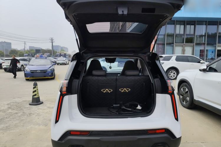 Used Chery New Energy Boundless Pro 2022 301km "Divine Beast" Version with Lithium Iron Phosphate Trunk