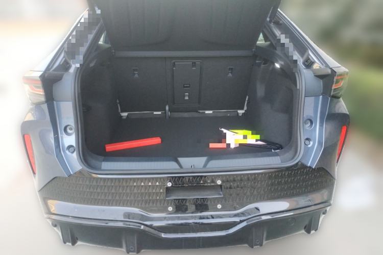 Used Volkswagen ID.UNYX 2025 Ultra Model Trunk