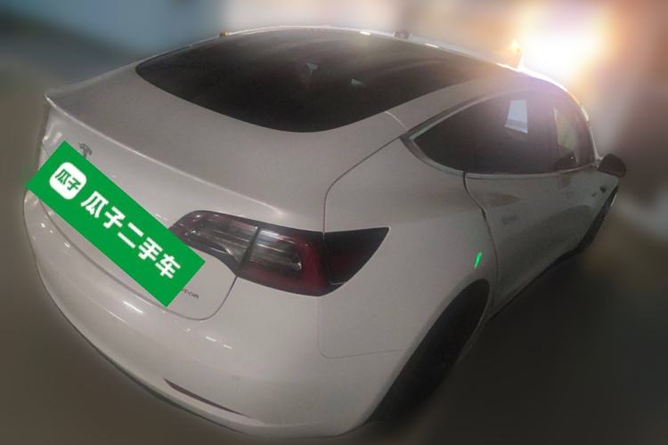 Used Tesla Model 3 2019 Long-Range All-Wheel-Drive Version
