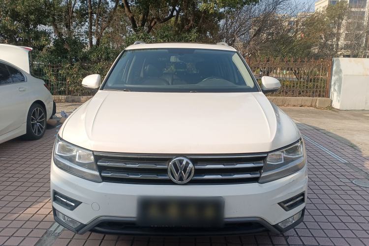 Used Volkswagen Tiguan L 2019 Updated Version 330TSI Automatic Two-Wheel Drive Panoramic Comfort Edition China VI Standard