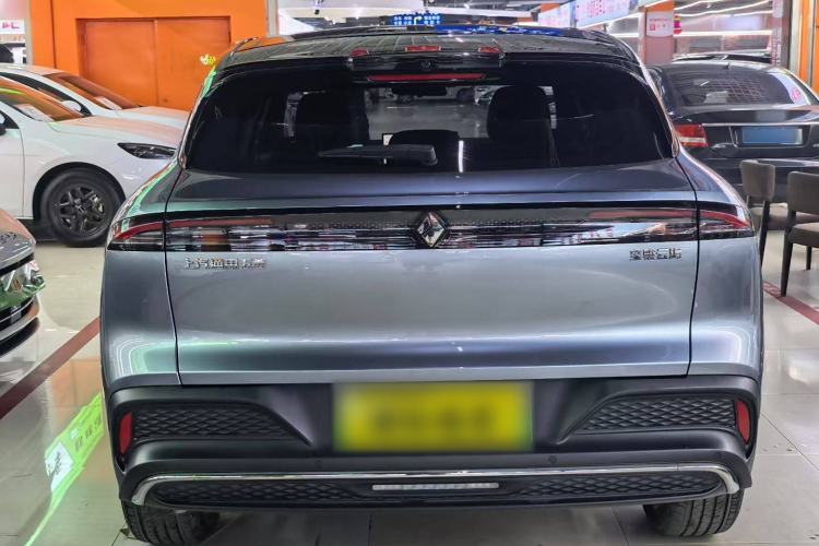 Used Baojun Yunhai 2024 140km Plug-in Hybrid Version
