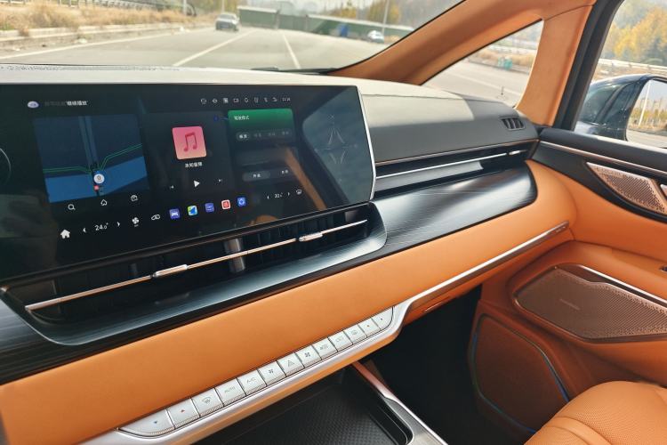 Used Wey Gaoshan 2023 Four-Wheel-Drive Executive Extended Version