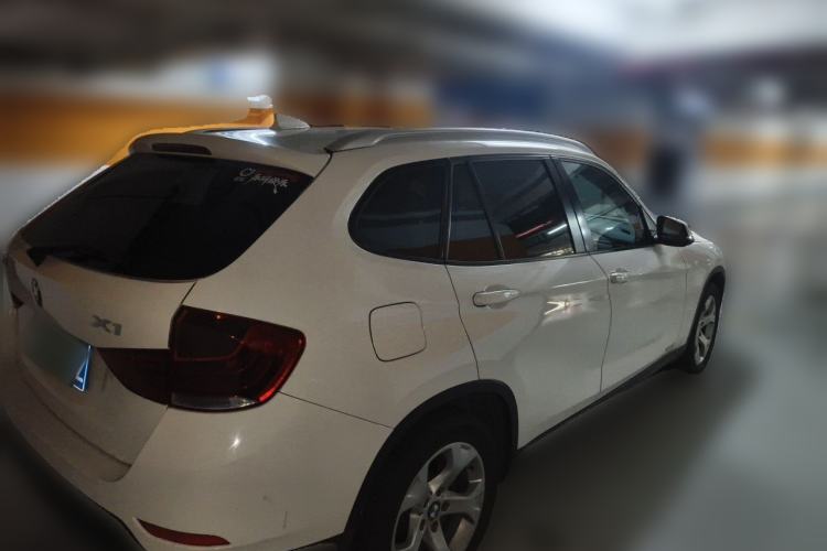 Used BMW X1 2013 sDrive18i manual model
