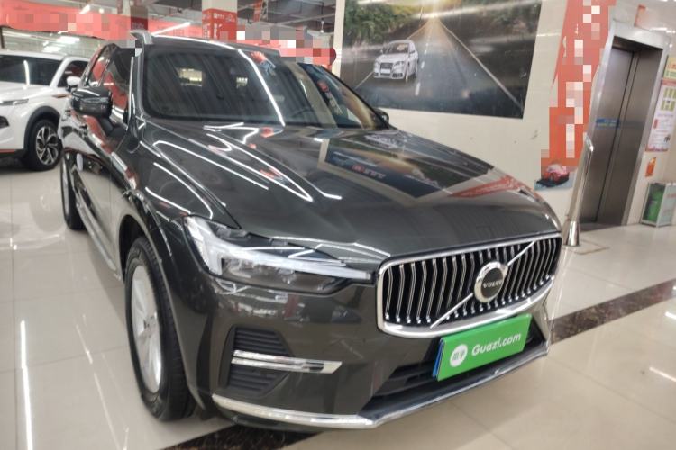 Used Volvo XC60 2022 B5 4x4 Zhiyi Luxury Edition
