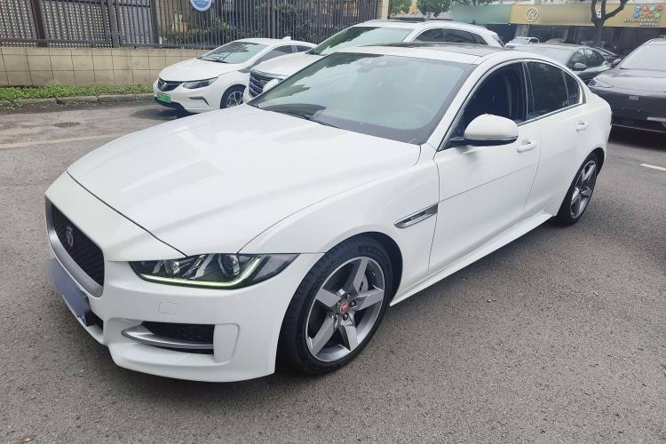 Used Jaguar XE 2015 2.0T 200 PS R-Sport
